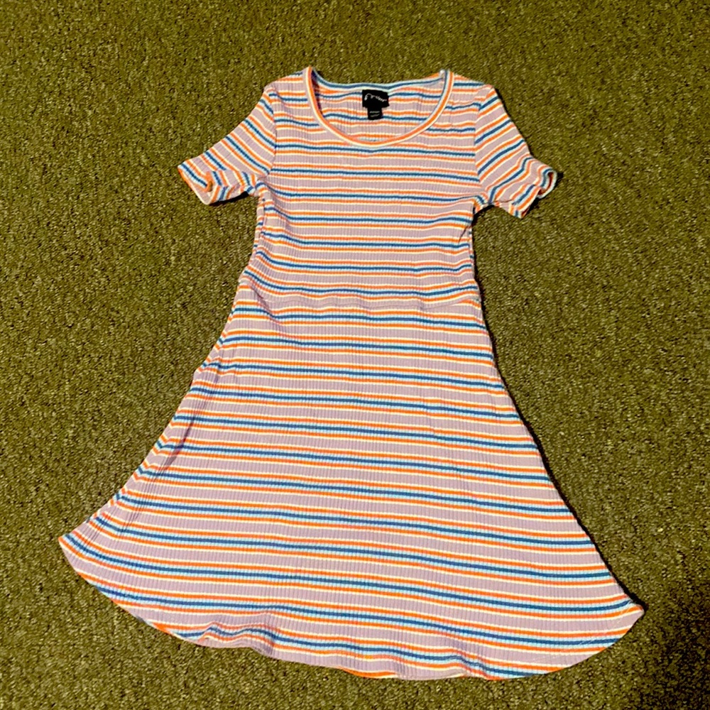 Girls size s dress